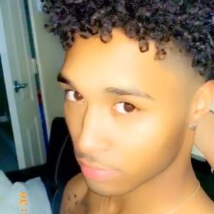 Meet your Posher, Jason